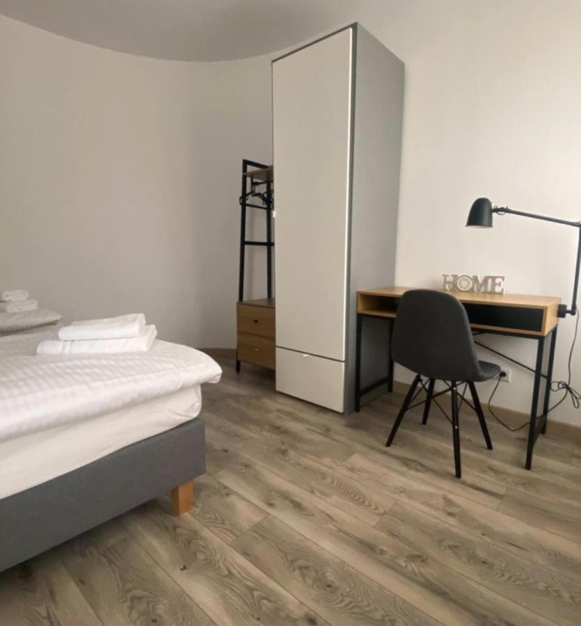 Apartamenty Zatorze Лешно Екстер'єр фото