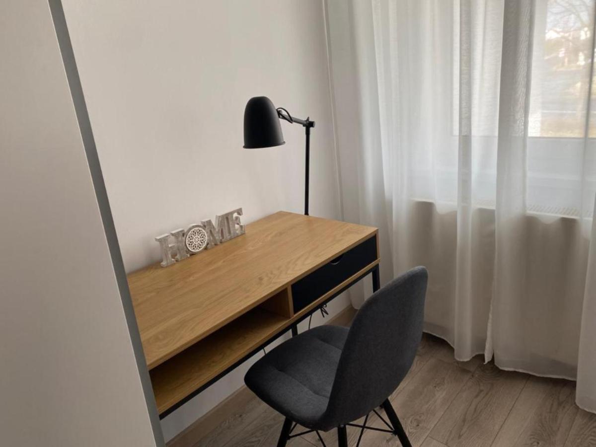 Apartamenty Zatorze Лешно Екстер'єр фото