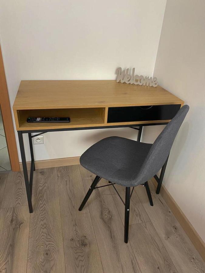 Apartamenty Zatorze Лешно Екстер'єр фото